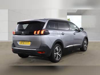 Used Peugeot 5008 2018 for sale - 79763904: Photo