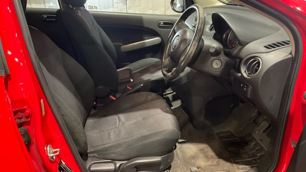 Used Mazda Mazda2 2014 for sale - 77133432: Photo 10