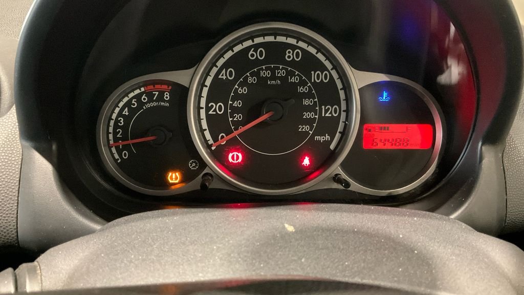 Used Mazda Mazda2 2014 for sale - 77133432: Photo 11