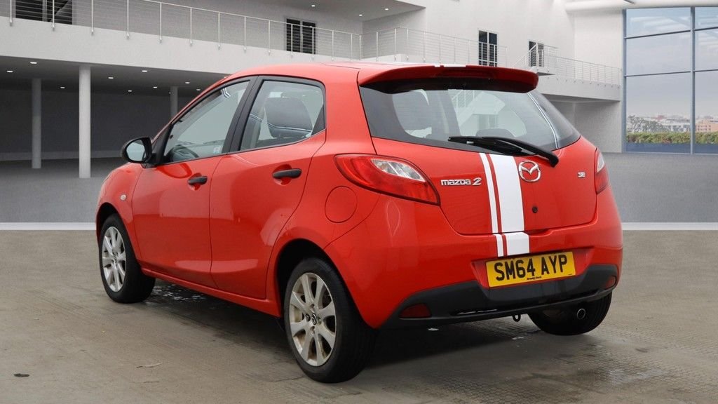 Used Mazda Mazda2 2014 for sale - 77133432: Photo 4