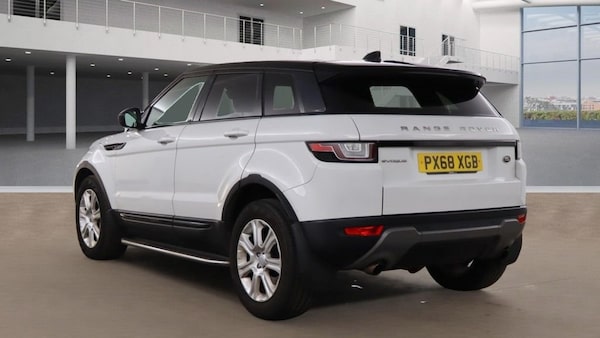 Used Land Rover Range Rover Evoque 2018 for sale - 76210392: Photo 3