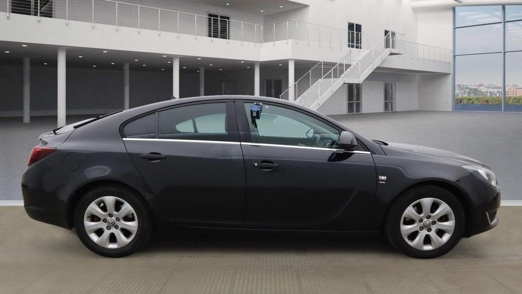 Used Vauxhall Insignia 2015 for sale - 76356286: Photo 5