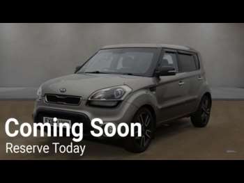 2013 (63) - 1.6 CRDi Quantum 5dr Auto