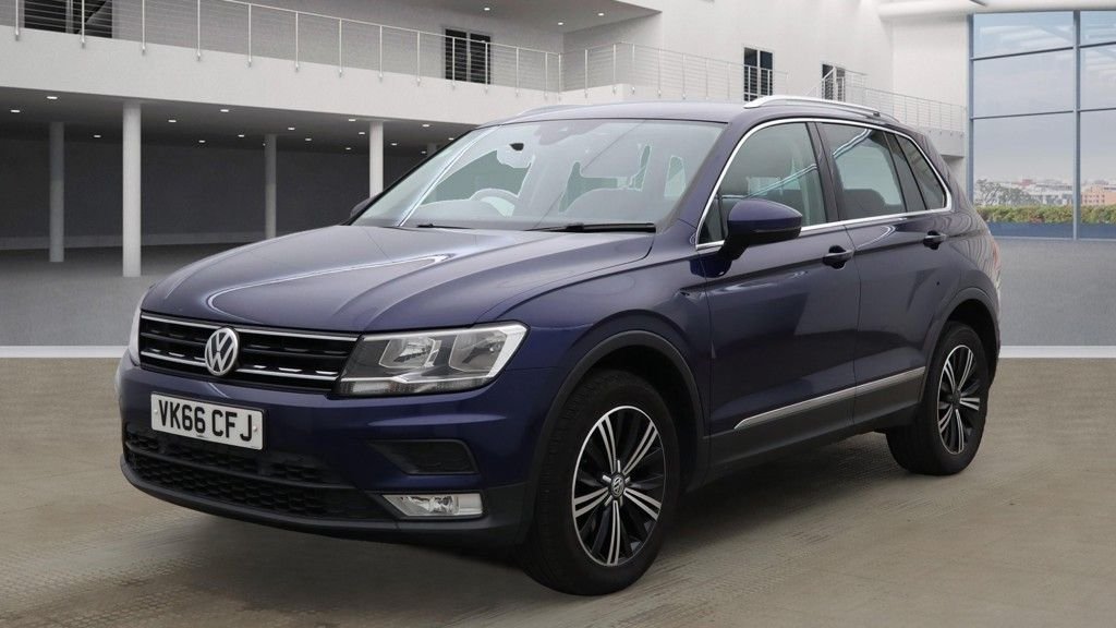 Used Volkswagen Tiguan 2016 for sale - 76389806: Photo 2