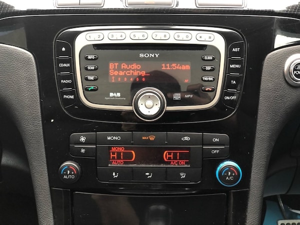 Used Ford S-Max 2011 for sale - 75346906: Photo 17