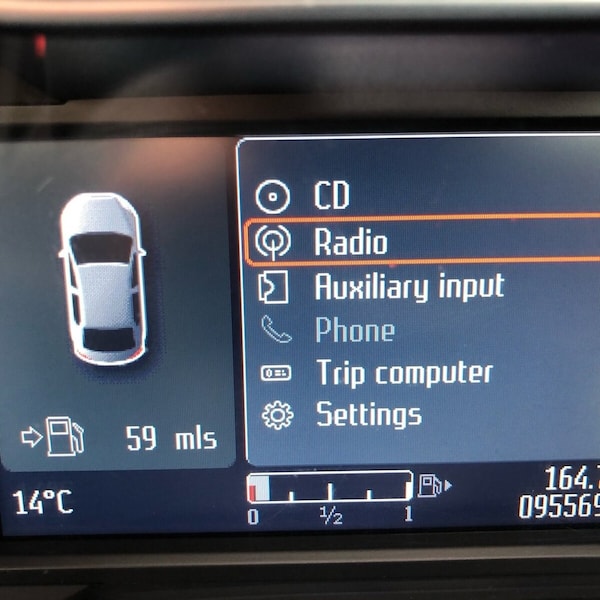 Used Ford S-Max 2011 for sale - 75346906: Photo 27
