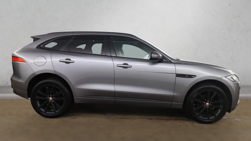 Used Jaguar F-Pace 2019 for sale - 77941689: Photo 5