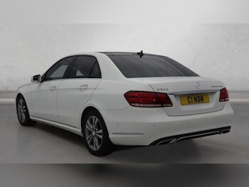 Used Mercedes-Benz E Class 2015 for sale - 76593470: Photo