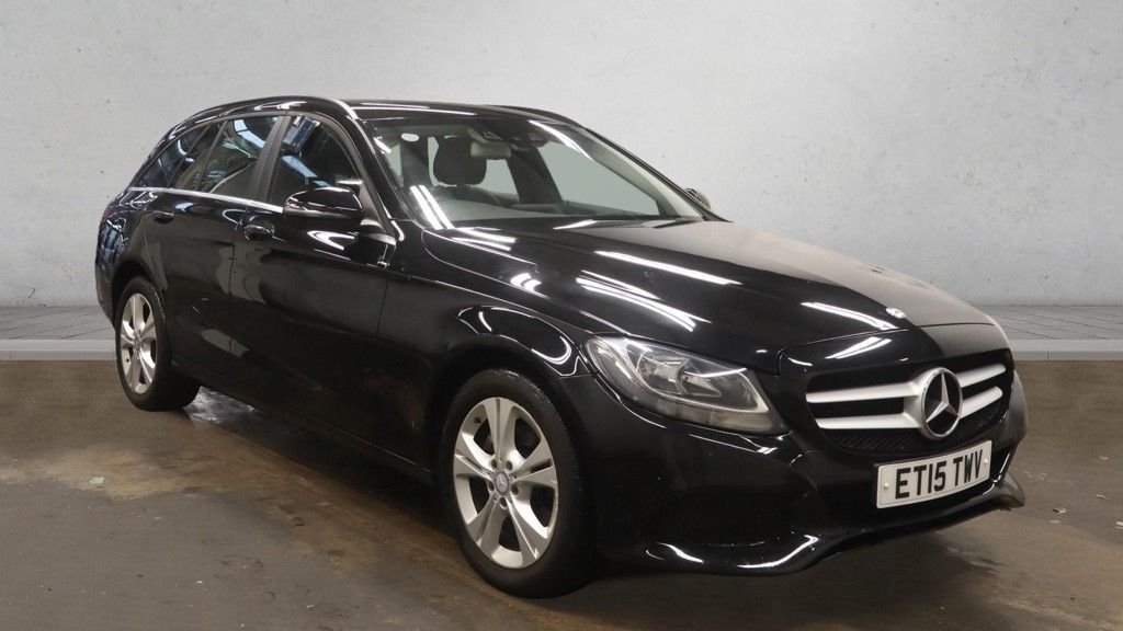 Used Mercedes-Benz C Class 2015 for sale - 76731207: Photo 1