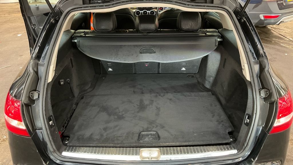 Used Mercedes-Benz C Class 2015 for sale - 76731207: Photo 19