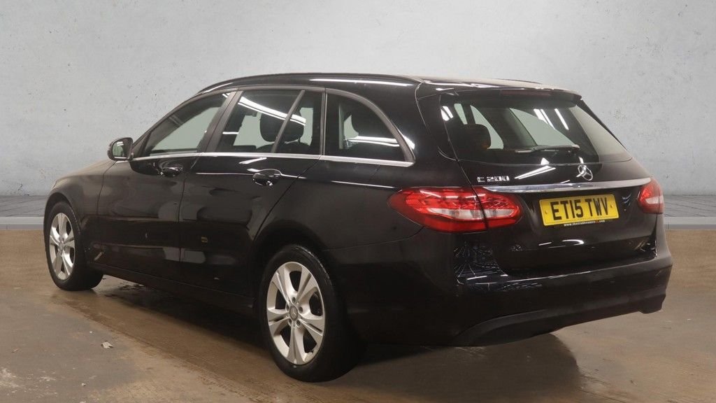 Used Mercedes-Benz C Class 2015 for sale - 76731207: Photo 3