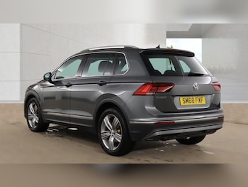Used Volkswagen Tiguan 2018 for sale - 78603224: Photo
