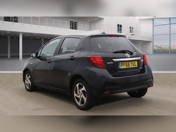 Used Toyota Yaris 2016 for sale - 75607174: Photo