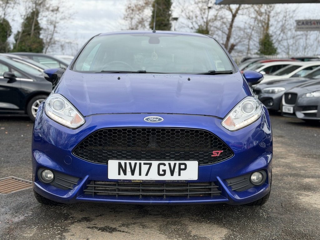 Used Ford Fiesta 2017 for sale - 78110530: Photo 2