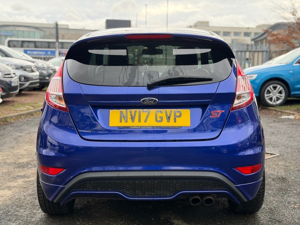 Used Ford Fiesta 2017 for sale - 78110530: Photo 6