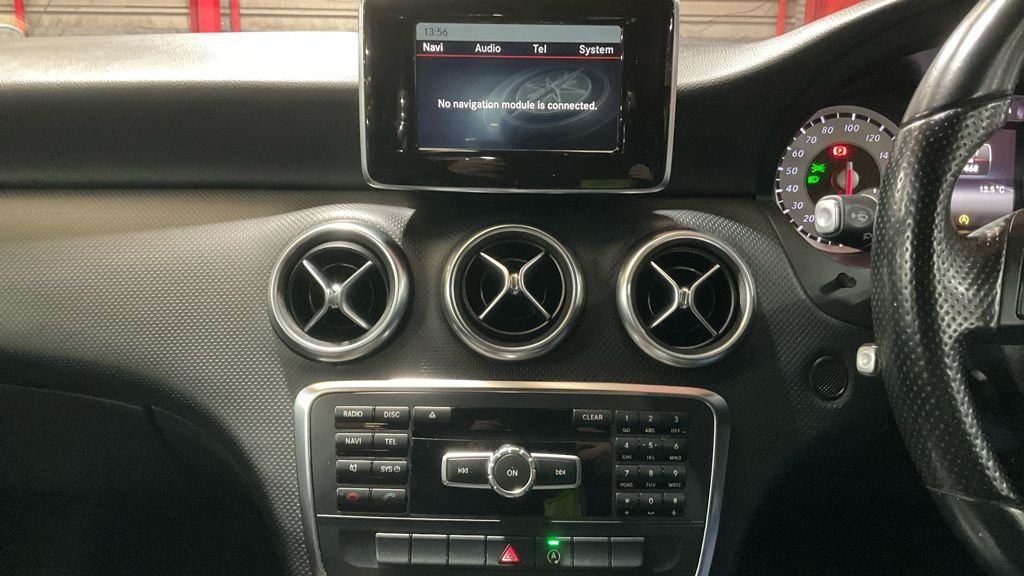 Used Mercedes-Benz A-Class 2015 for sale - 78149241: Photo 11