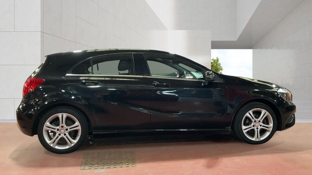 Used Mercedes-Benz A-Class 2015 for sale - 78149241: Photo 5