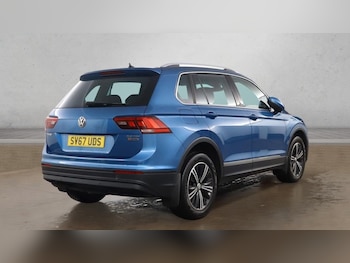 Used Volkswagen Tiguan 2017 for sale - 76914765: Photo