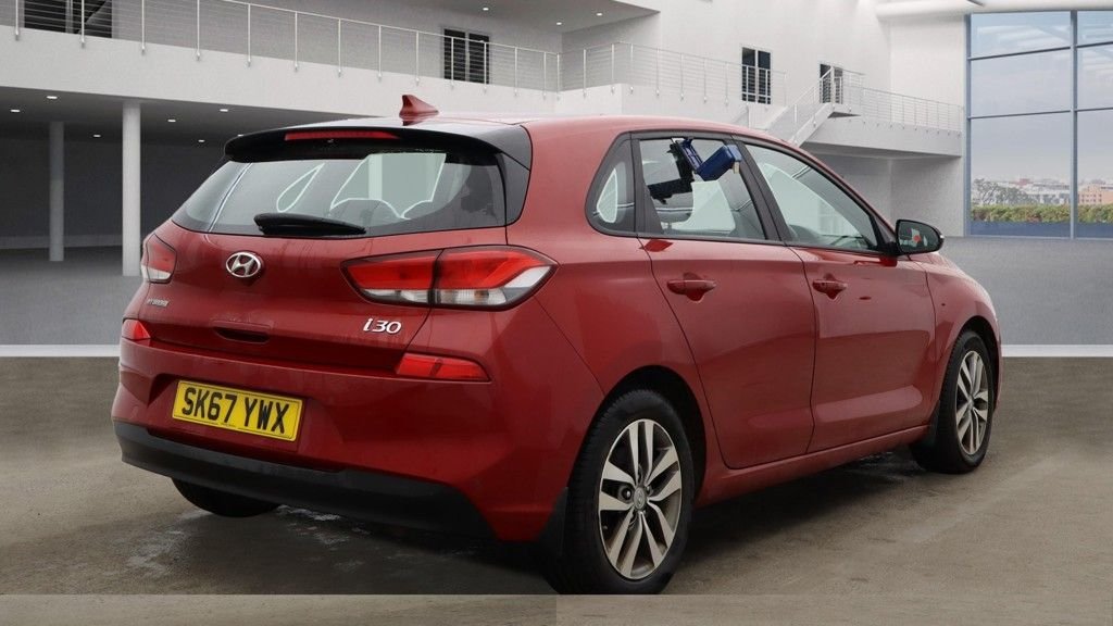 Used Hyundai i30 2017 for sale - 76495901: Photo 6