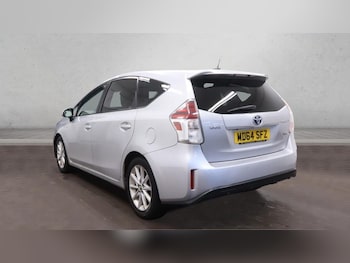 Used Toyota Prius+ 2015 for sale - 77470559: Photo