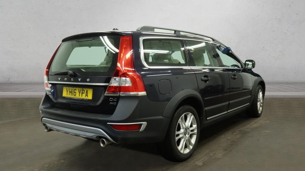 Used Volvo XC70 2016 for sale - 77539607: Photo 4