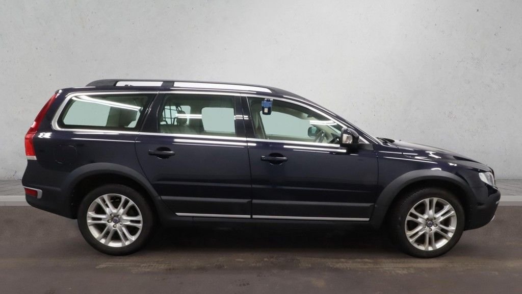 Used Volvo XC70 2016 for sale - 77539607: Photo 5