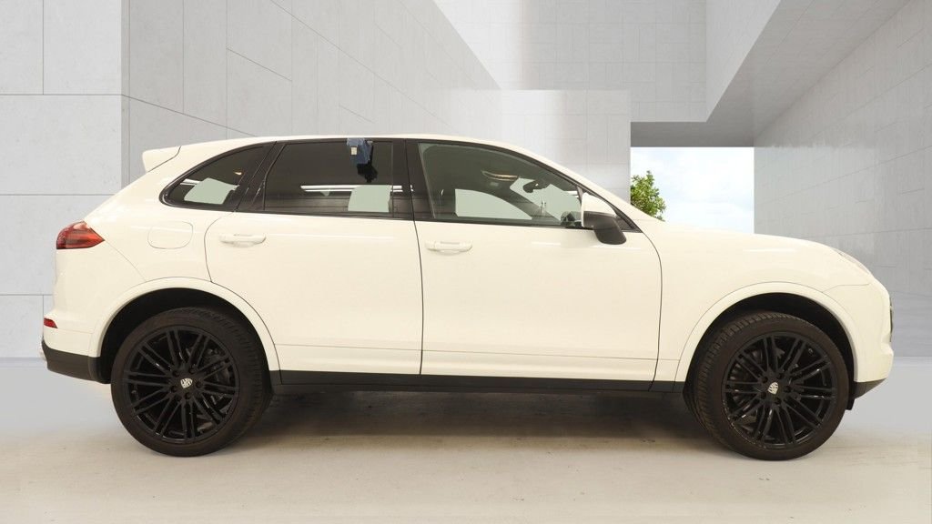 Used Porsche Cayenne 2017 for sale - 78074187: Photo 11