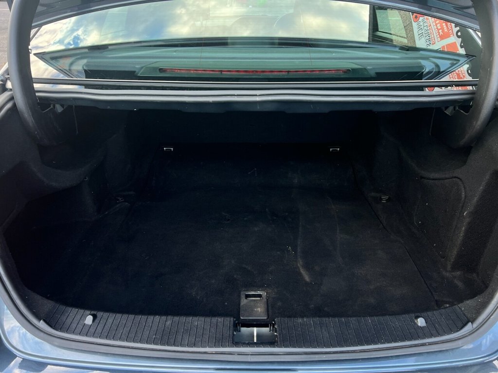 Used Mercedes-Benz E Class 2015 for sale - 76509785: Photo 22