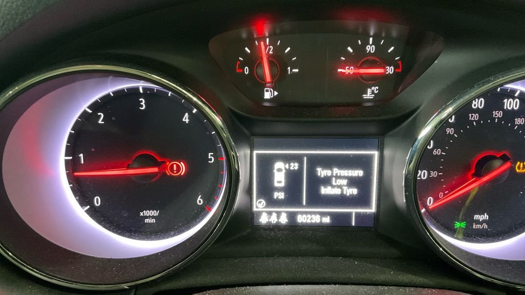 Used Vauxhall Astra 2016 for sale - 77557842: Photo 22