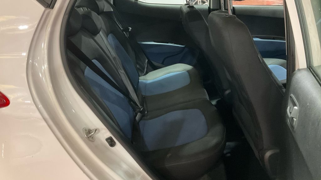 Used Hyundai i10 2016 for sale - 77269089: Photo 14