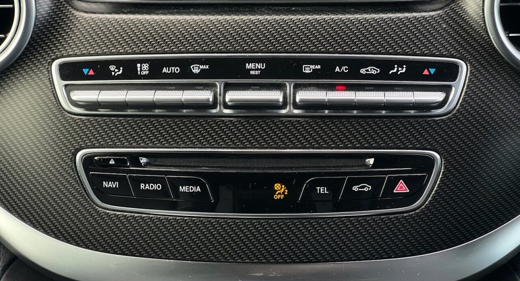 Used Mercedes-Benz V-Class 2019 for sale - 77369342: Photo 17