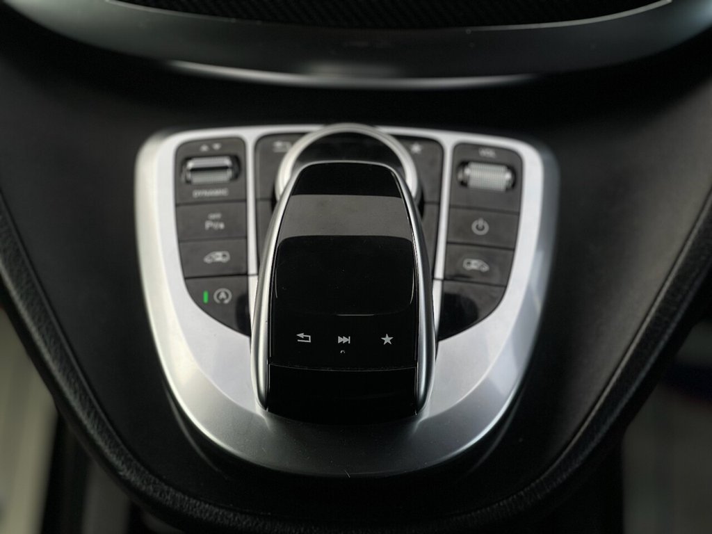 Used Mercedes-Benz V-Class 2019 for sale - 77369342: Photo 18