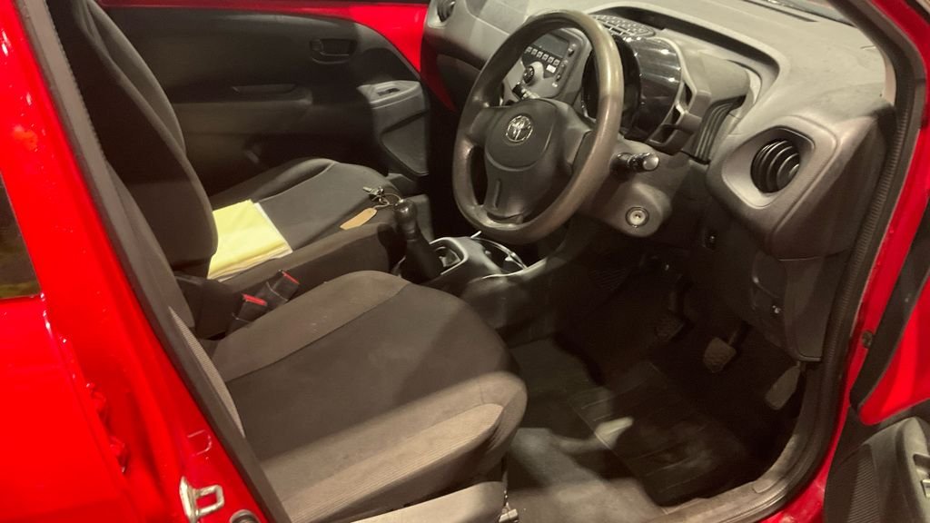 Used Toyota AYGO 2015 for sale - 77218518: Photo 21