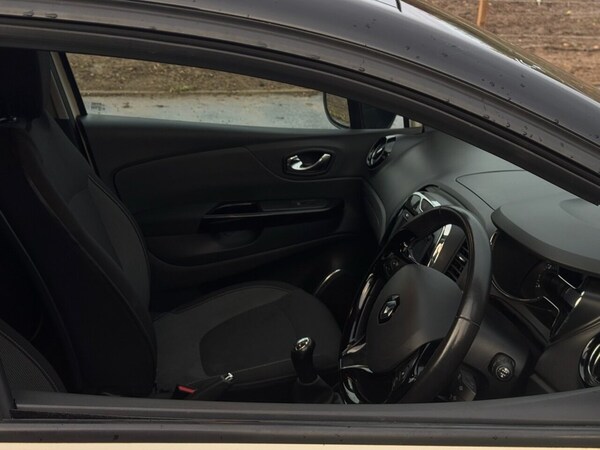 Used Renault Captur 2014 for sale - 75009627: Photo 21