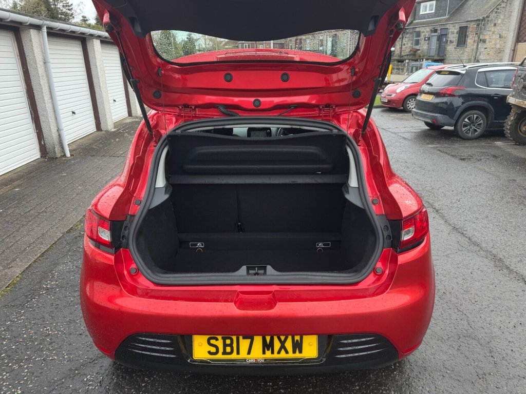 Used Renault Clio 2017 for sale - 78200331: Photo 19