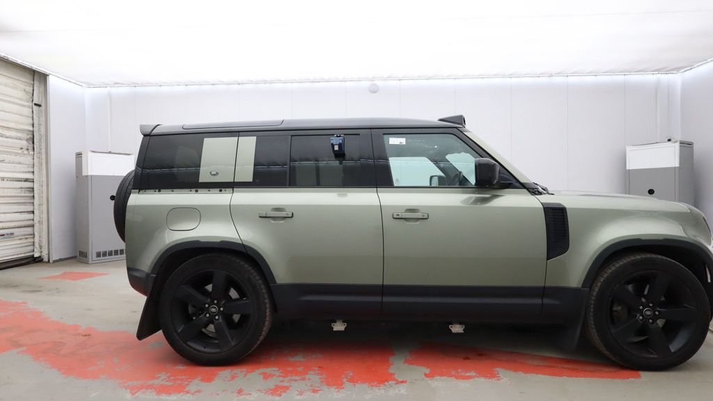 Used Land Rover Defender 2020 for sale - 77786018: Photo 11
