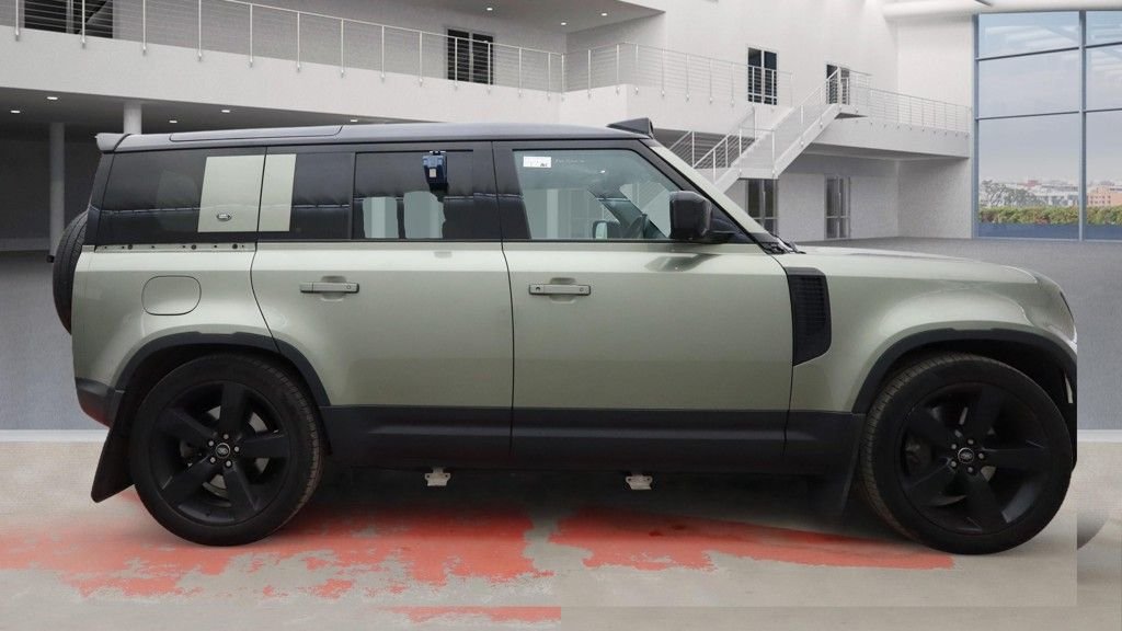 Used Land Rover Defender 2020 for sale - 77786018: Photo 17