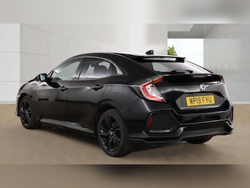 Used Honda Civic 2019 for sale - 78619832: Photo