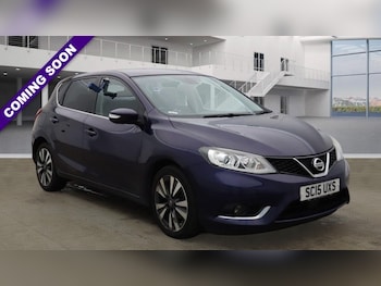 2015 (15) - 1.5 dCi Tekna Hatchback 5dr Diesel Manual Euro 5 (s/s) (110 ps)