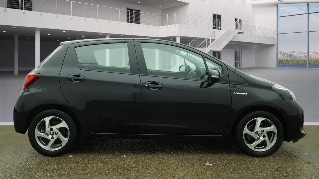 Used Toyota Yaris 2015 for sale - 77397308: Photo 17