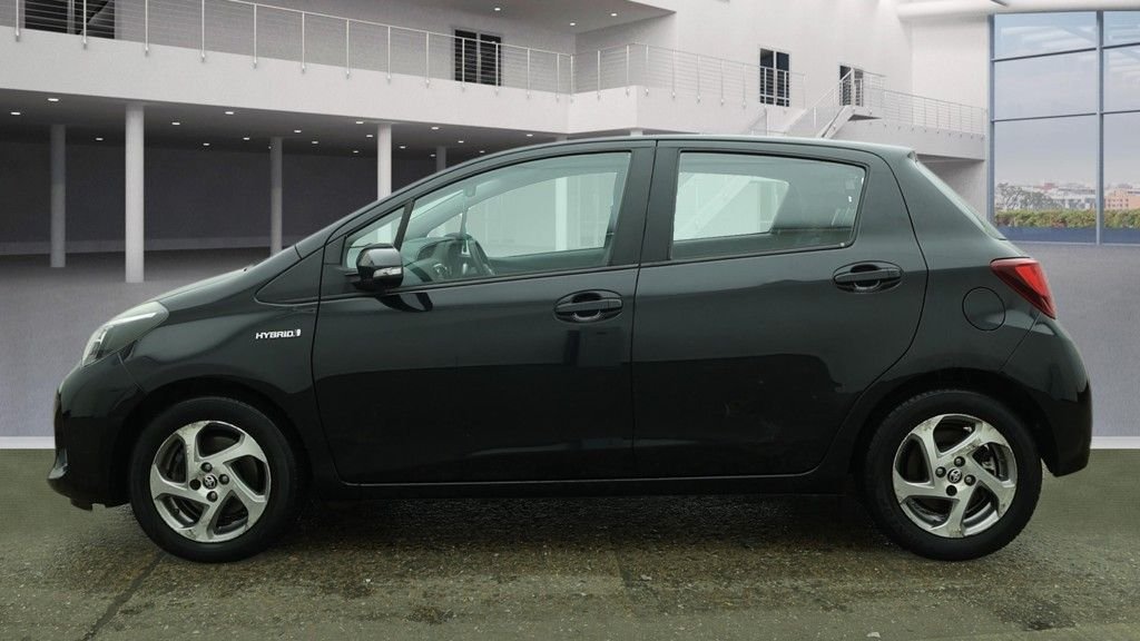 Used Toyota Yaris 2015 for sale - 77397308: Photo 18