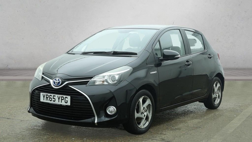 Used Toyota Yaris 2015 for sale - 77397308: Photo 2