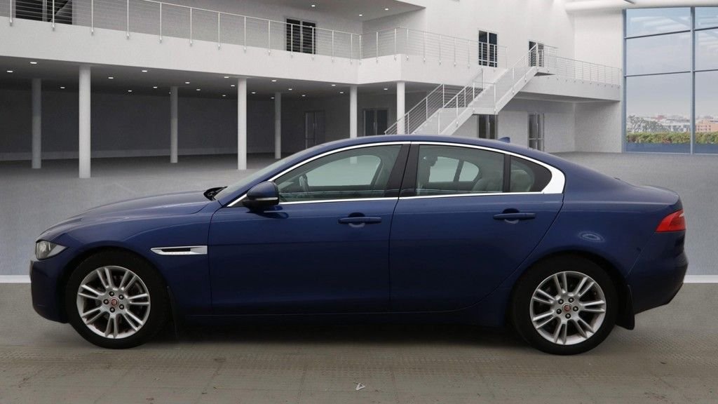 Used Jaguar XE 2016 for sale - 77525860: Photo 18