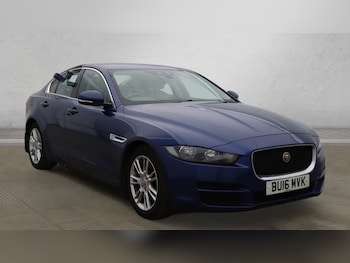 Used Jaguar XE 2016 for sale - 77525860: Photo