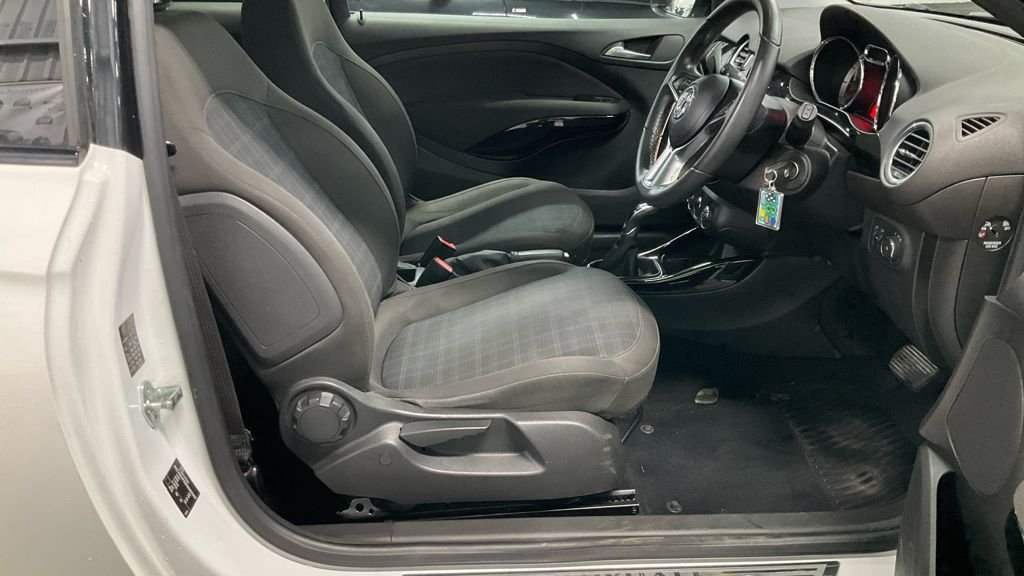 Used Vauxhall ADAM 2015 for sale - 76927572: Photo 21