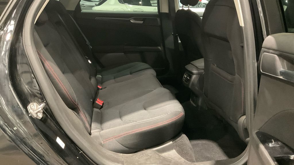 Used Ford Mondeo 2016 for sale - 76168522: Photo 8