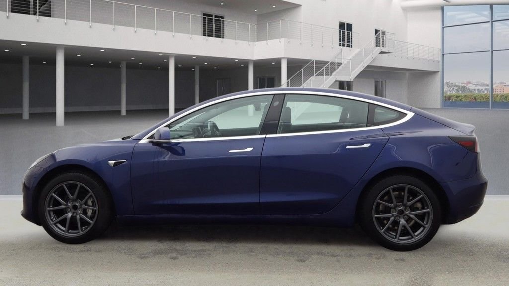 Used Tesla Model 3 2019 for sale - 76977433: Photo 18
