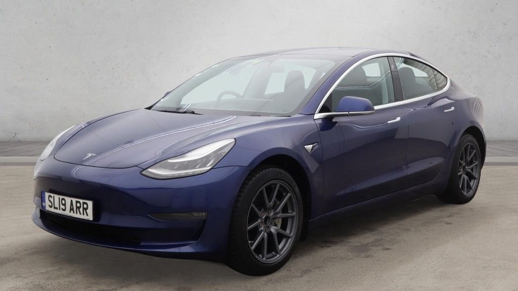 Used Tesla Model 3 2019 for sale - 76977433: Photo 2