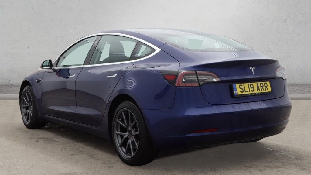 Used Tesla Model 3 2019 for sale - 76977433: Photo 3