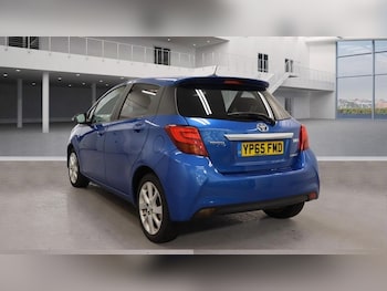 Used Toyota Yaris 2015 for sale - 76095834: Photo 3